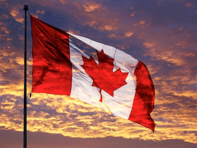 Канада запретила производство и продажу попперсов